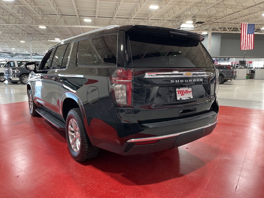 2021 Chevrolet Suburban LT