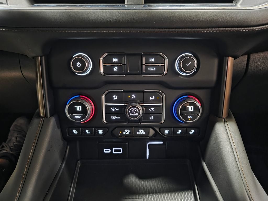 2024 Chevrolet Suburban High Country