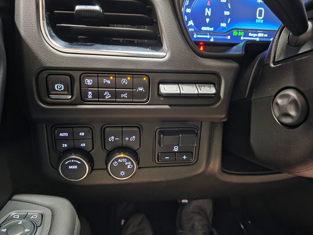 2024 Chevrolet Suburban High Country