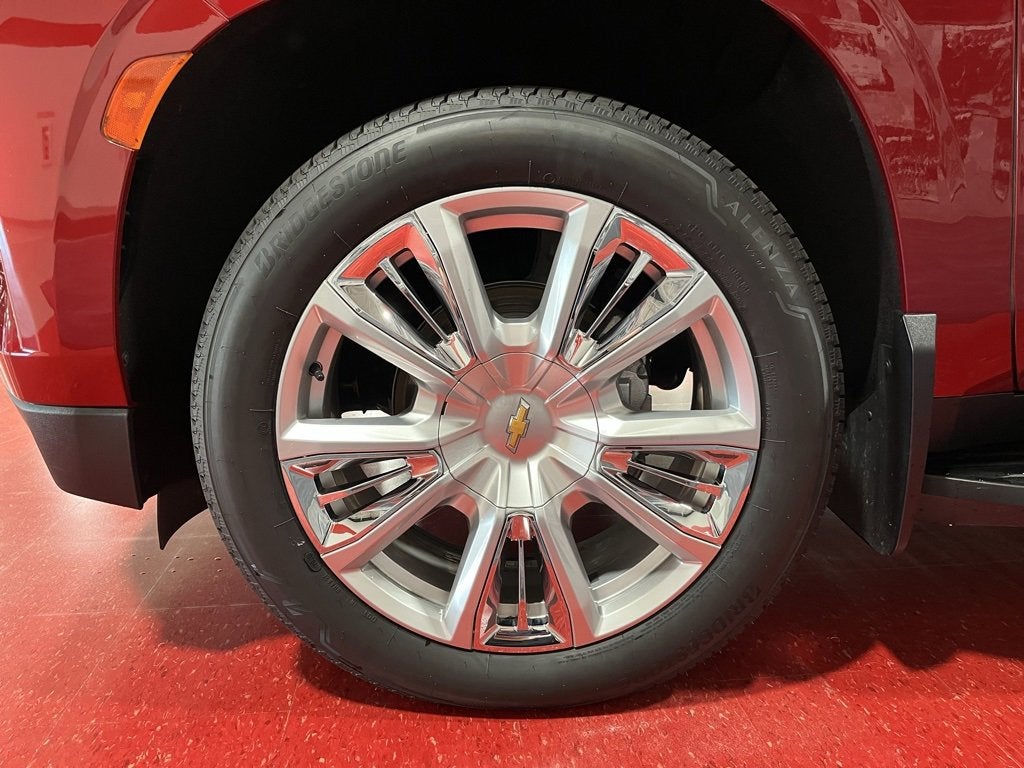 2023 Chevrolet Suburban High Country