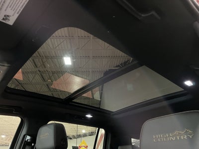 2023 Chevrolet Suburban High Country