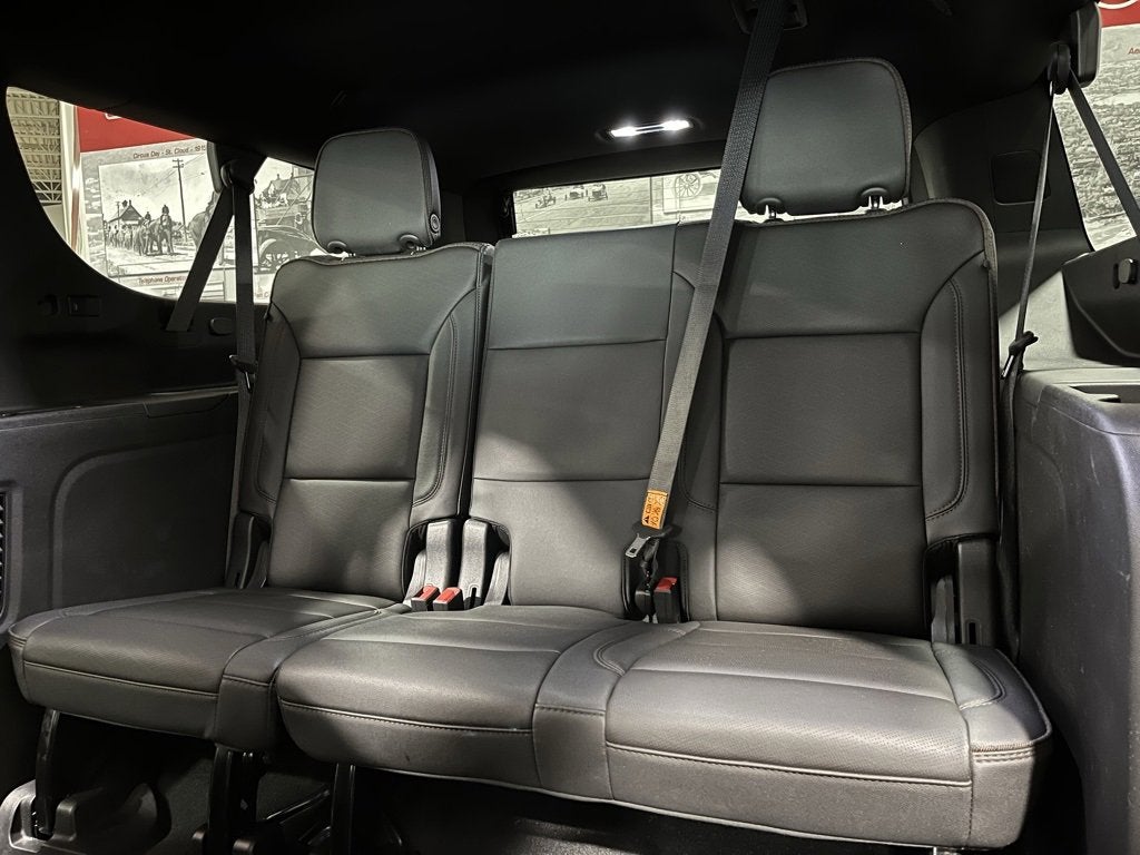 2023 Chevrolet Suburban High Country