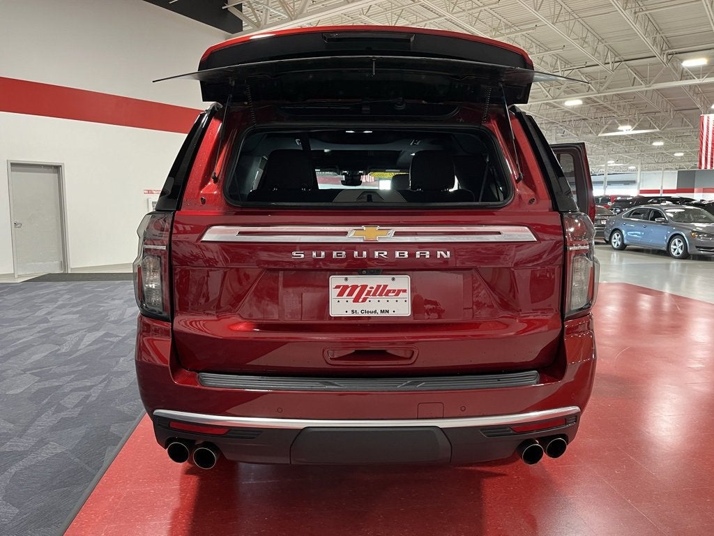 2023 Chevrolet Suburban High Country