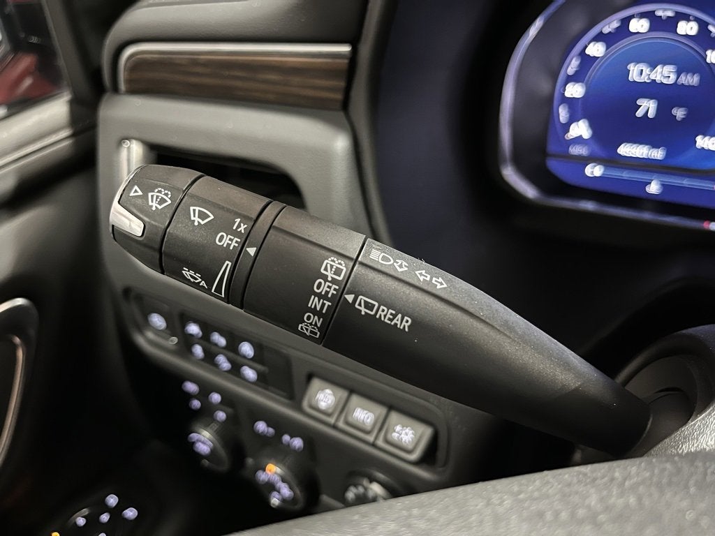 2023 Chevrolet Suburban High Country