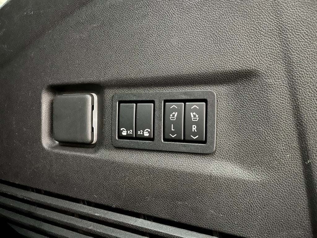 2021 Chevrolet Suburban High Country