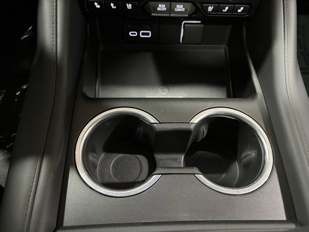 2021 Chevrolet Suburban High Country