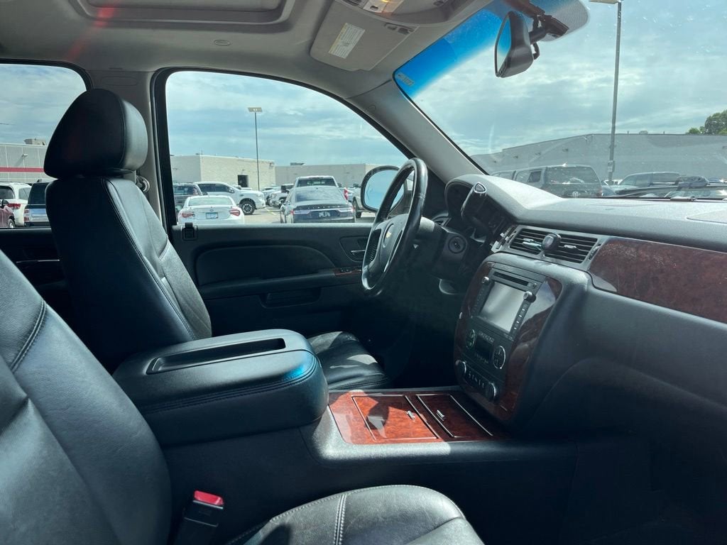 2014 Chevrolet Suburban LTZ