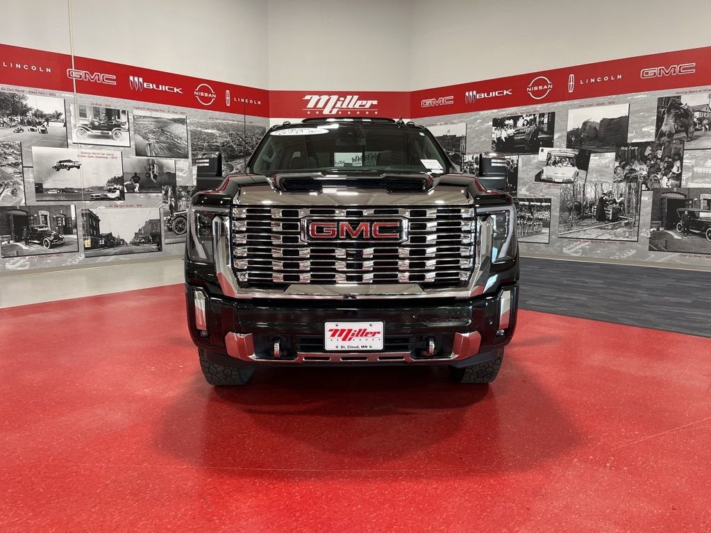 2024 GMC Sierra 3500 HD Denali
