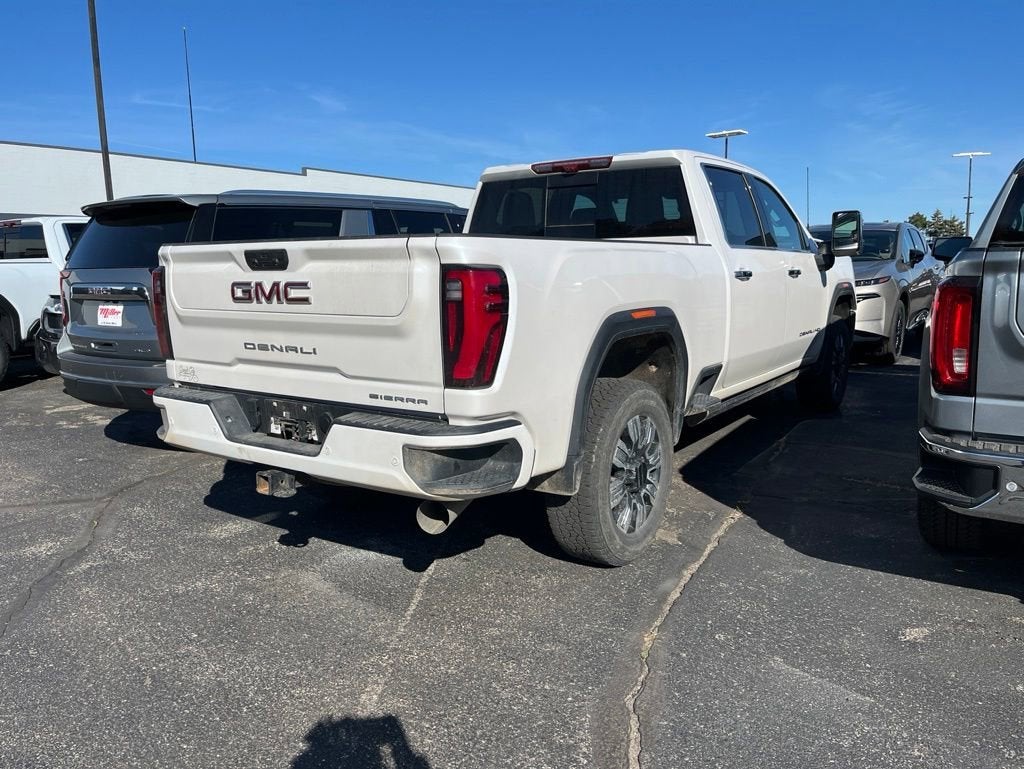 2024 GMC Sierra 3500 HD Denali