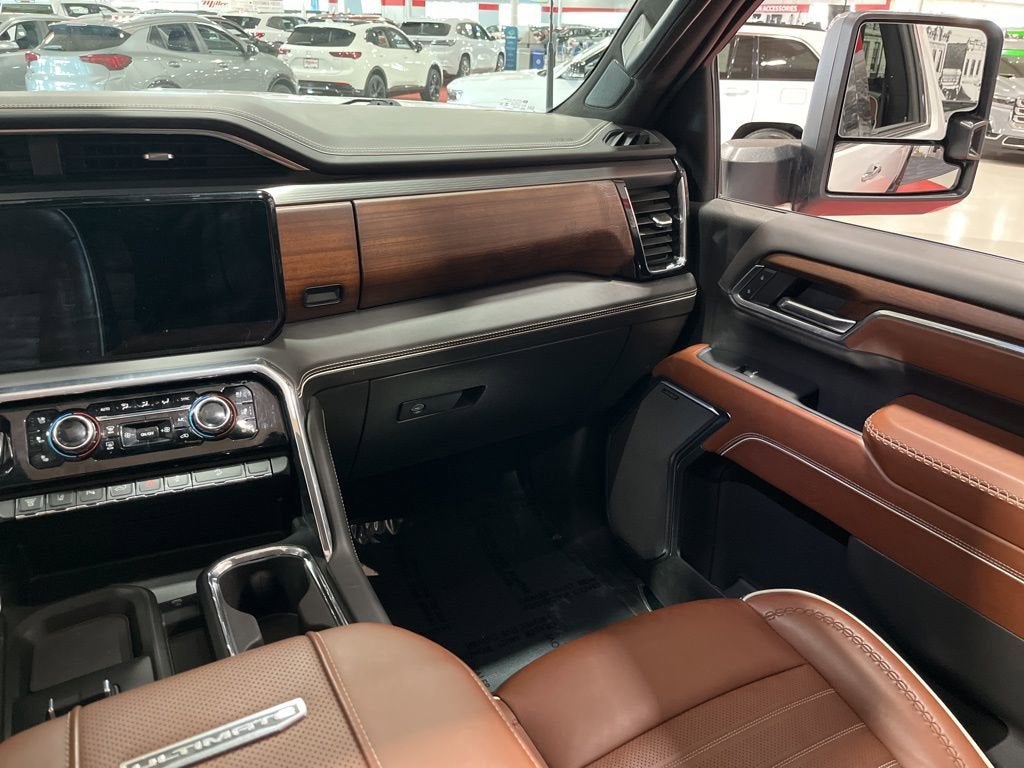 2024 GMC Sierra 3500 HD Denali Ultimate