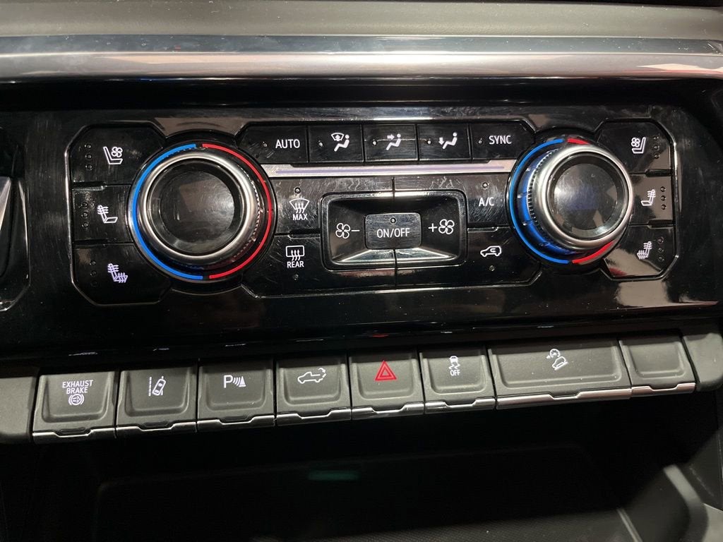 2024 GMC Sierra 3500 HD Denali Ultimate