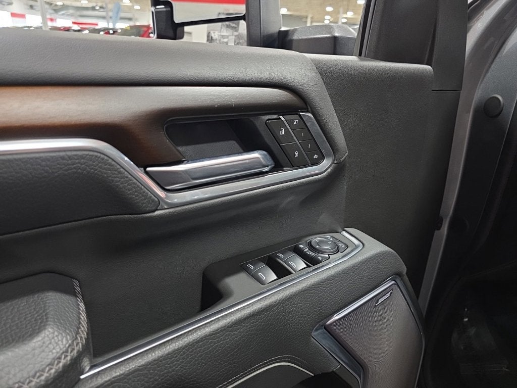 2025 GMC Sierra 3500 HD Denali