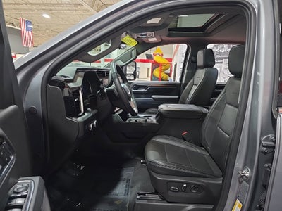 2025 GMC Sierra 3500 HD Denali