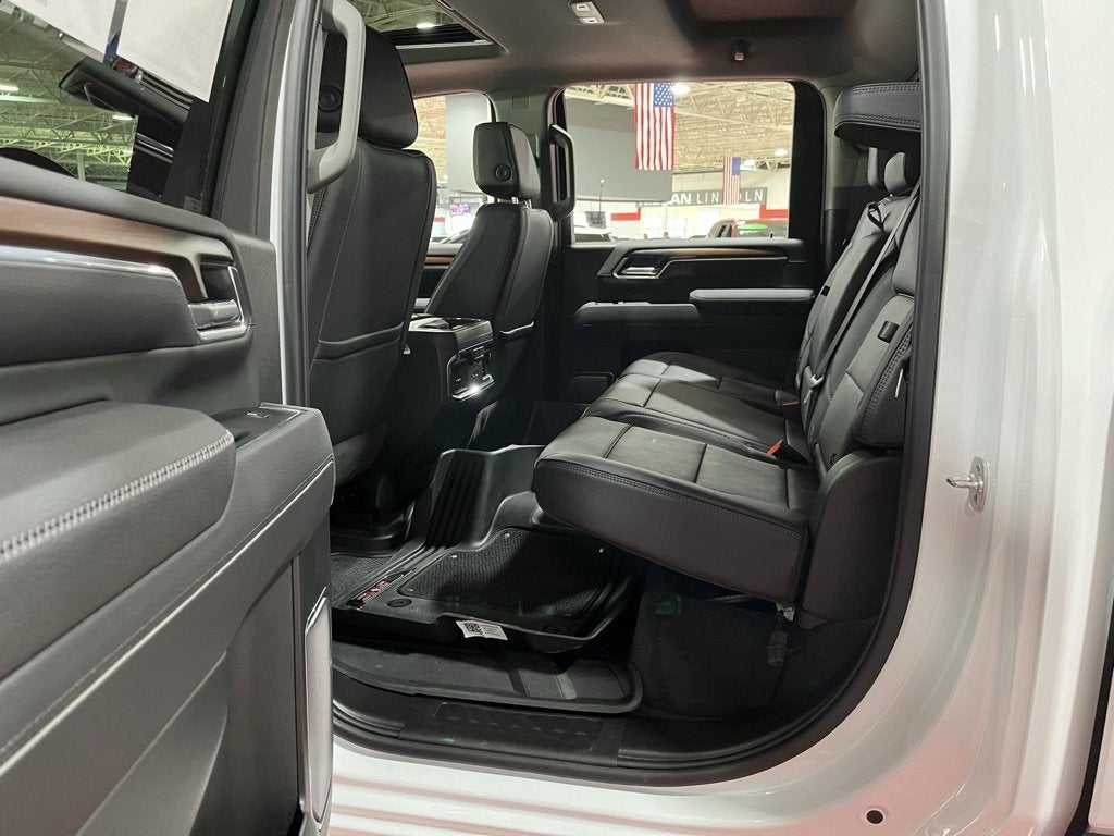 2025 GMC Sierra 3500 HD Denali