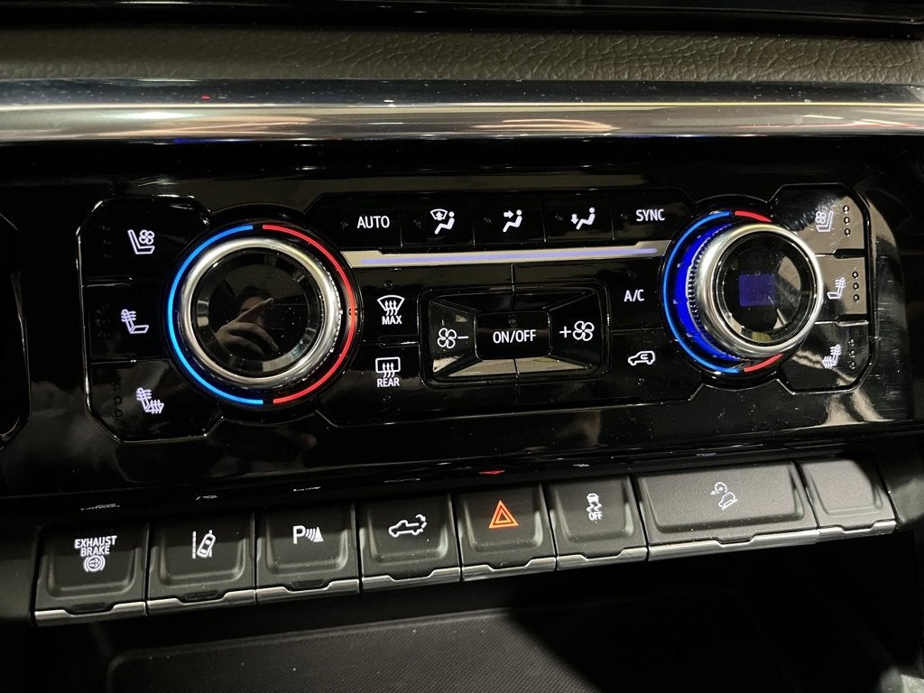 2025 GMC Sierra 3500 HD Denali