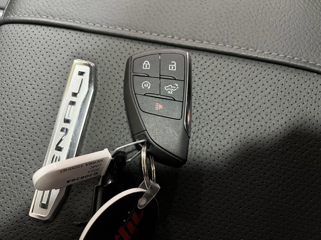 2025 GMC Sierra 3500 HD Denali