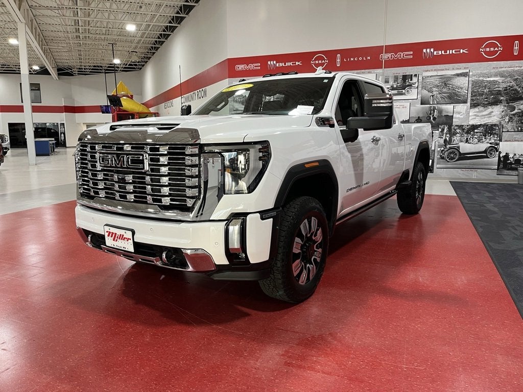 2025 GMC Sierra 3500 HD Denali