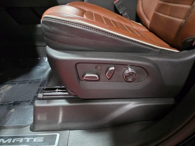 2025 GMC Sierra 3500 HD Denali Ultimate