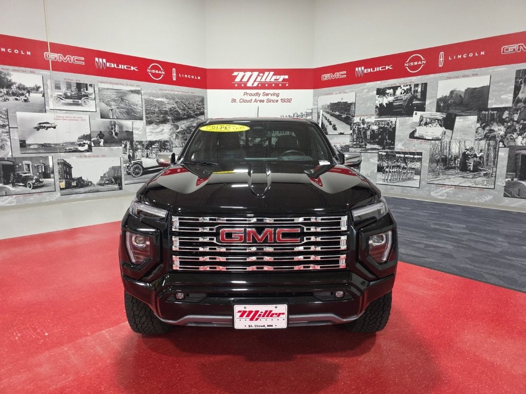 2023 GMC Canyon 4WD Denali