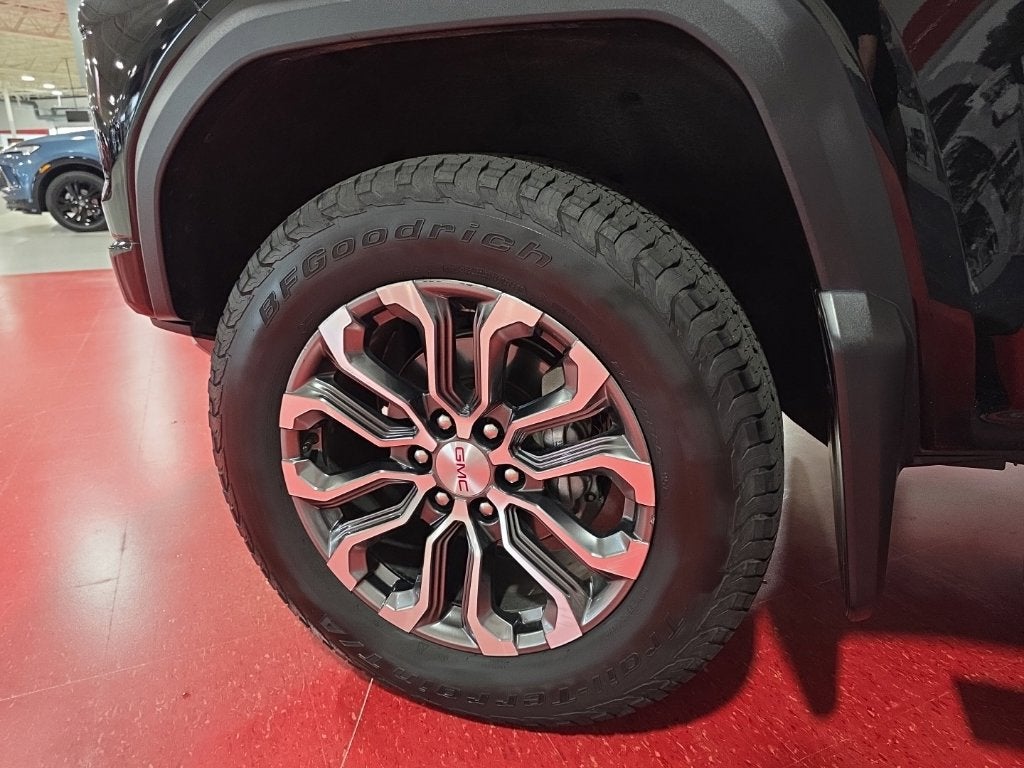 2023 GMC Canyon 4WD Denali