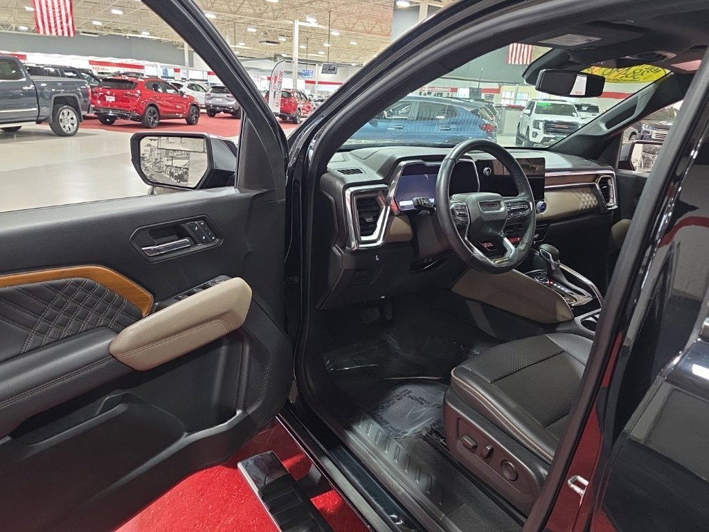 2023 GMC Canyon 4WD Denali