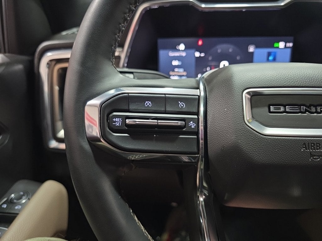 2023 GMC Canyon 4WD Denali