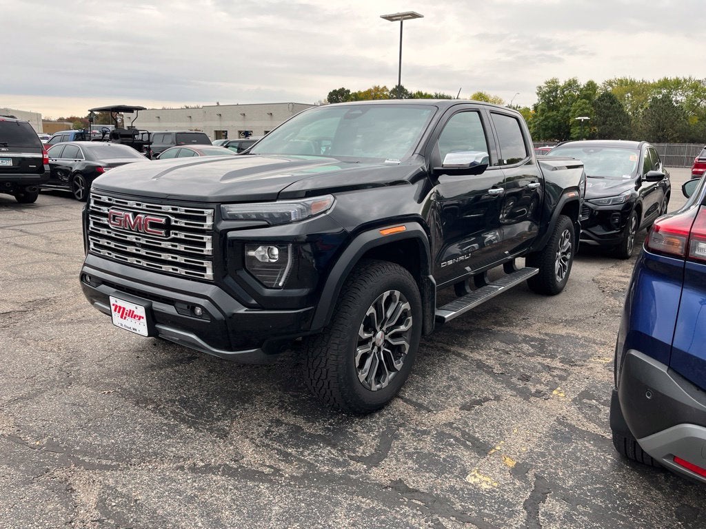 2023 GMC Canyon 4WD Denali