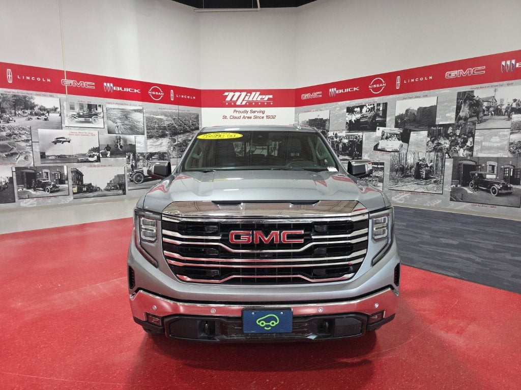2025 GMC Sierra 1500 SLT