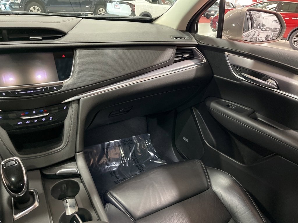 2017 Cadillac XT5 Luxury AWD