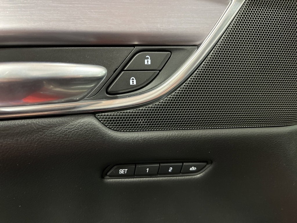 2017 Cadillac XT5 Luxury AWD