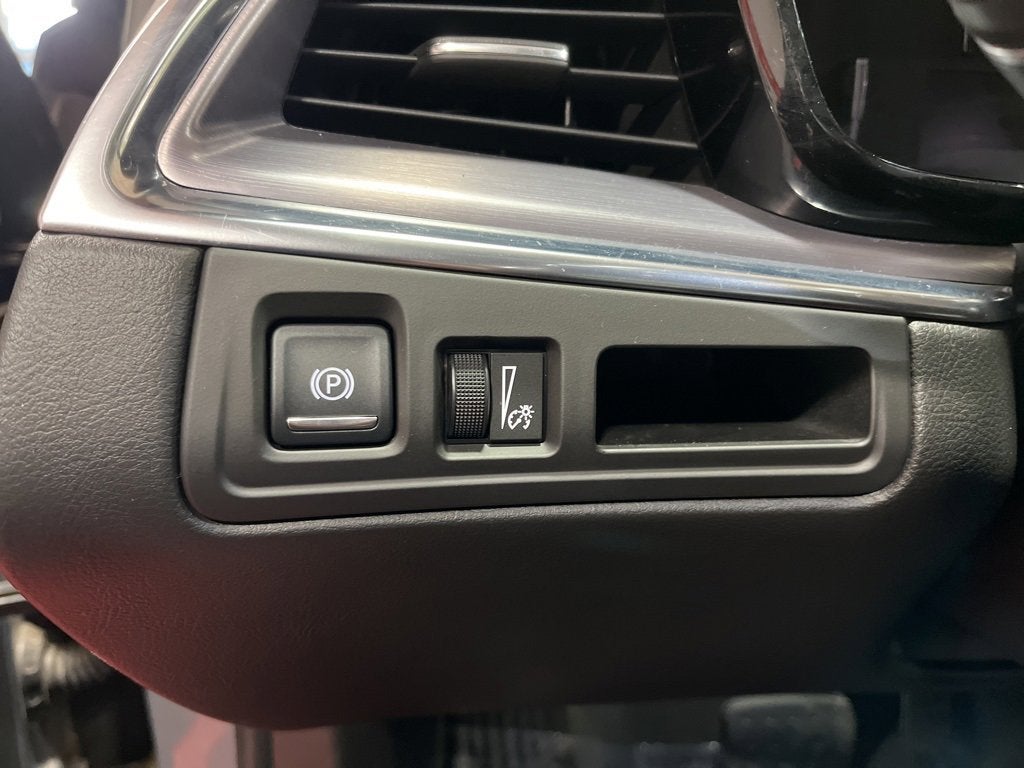 2017 Cadillac XT5 Luxury AWD