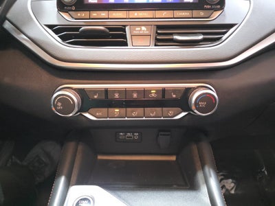 2020 Nissan Altima SR Intelligent AWD