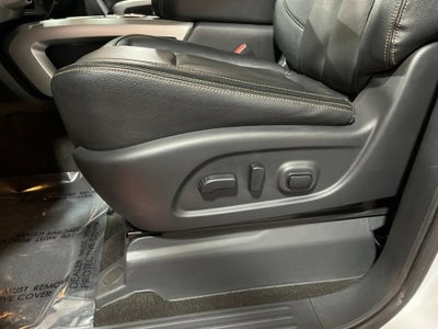 2019 Nissan TITAN SL