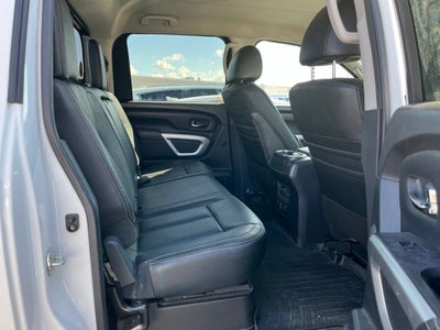 2019 Nissan TITAN SL