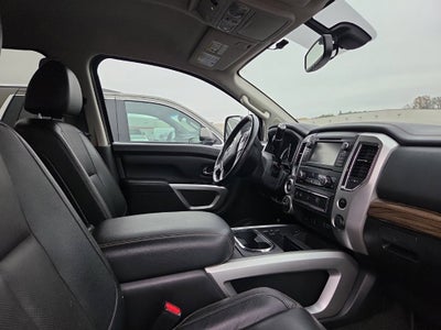 2019 Nissan TITAN SL