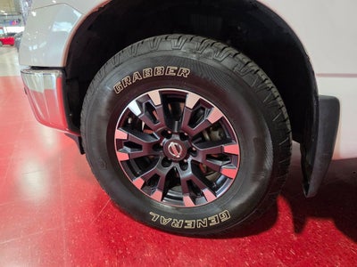 2017 Nissan Titan SL