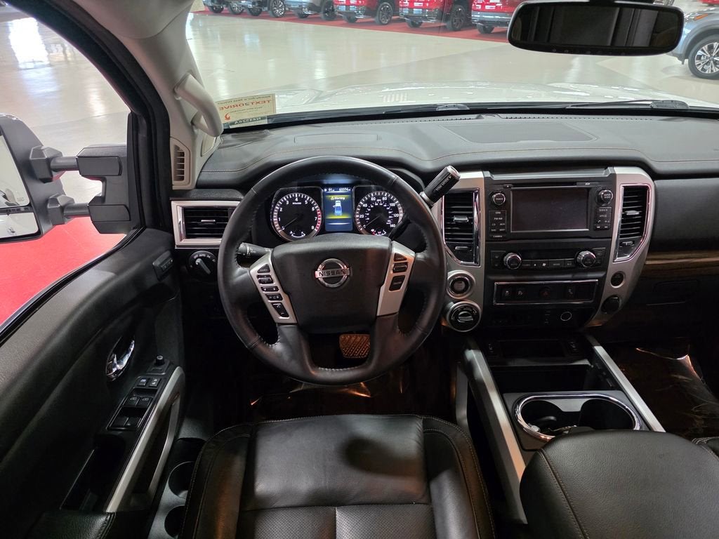 2017 Nissan Titan SL