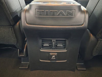 2017 Nissan Titan SL