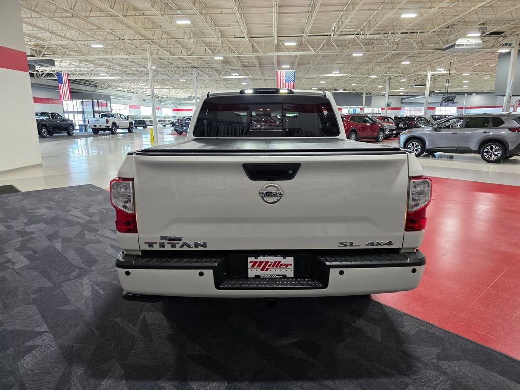 2017 Nissan Titan SL