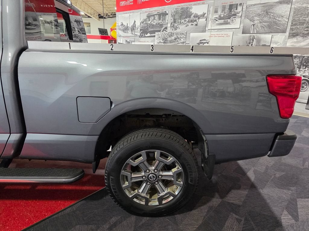 2018 Nissan TITAN XD SL Diesel