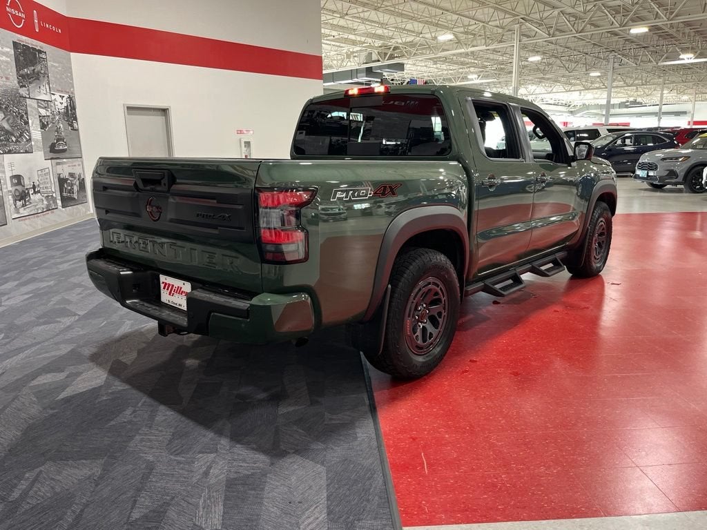 2026 Nissan Frontier Crew Cab PRO-4X 4x4