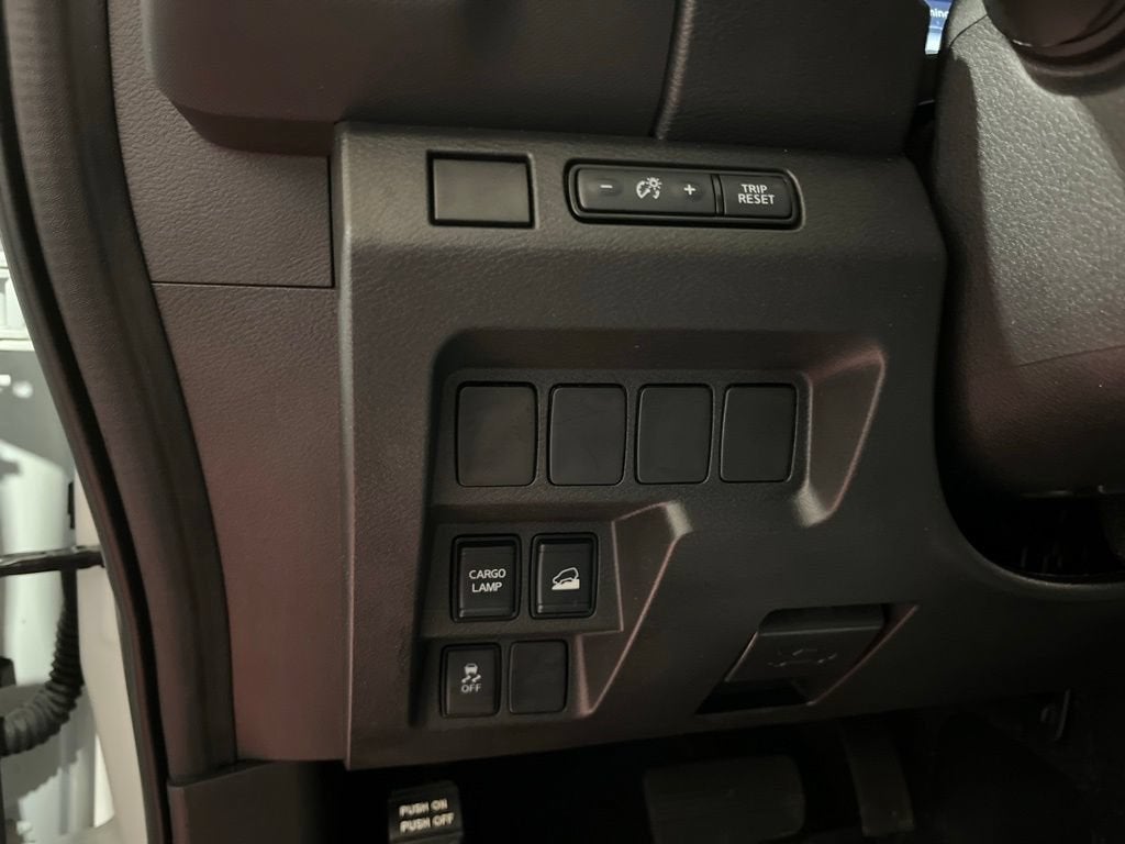 2023 Nissan Frontier Crew Cab SV 4x4
