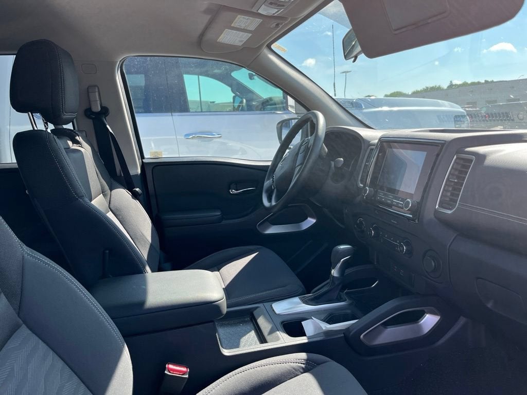 2023 Nissan Frontier Crew Cab SV 4x4