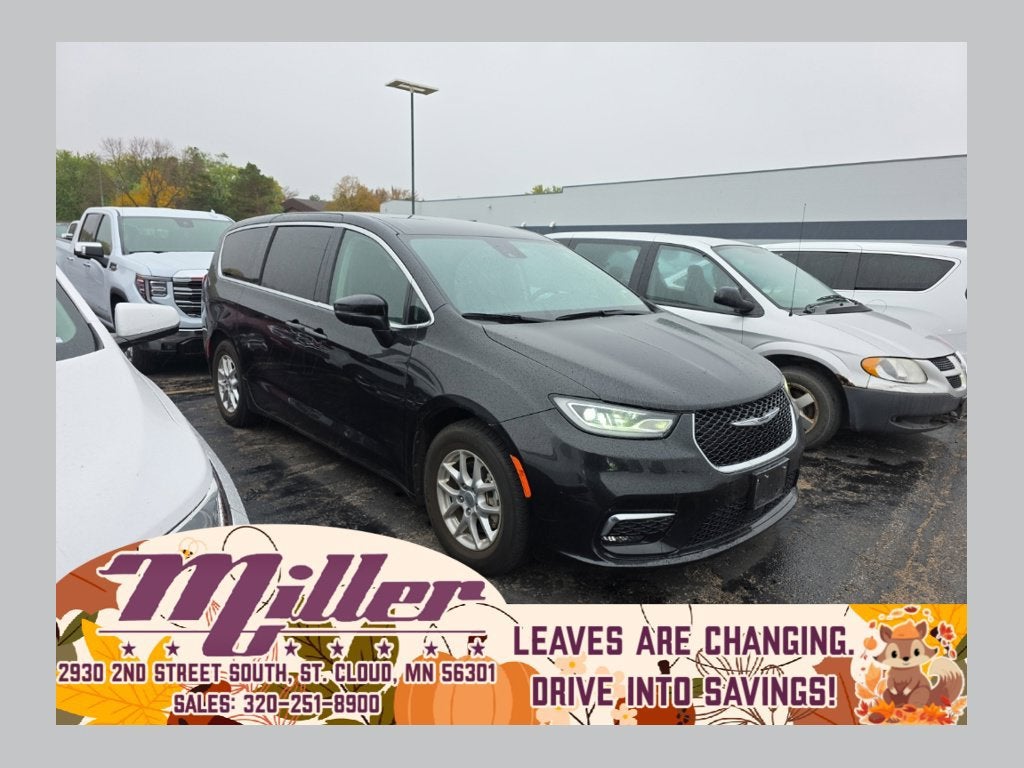 2023 Chrysler Pacifica Touring L