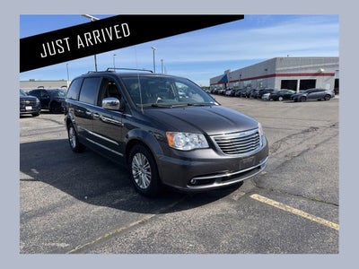 2015 Chrysler Town & Country Touring-L