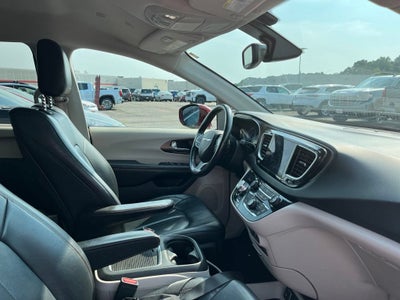 2019 Chrysler Pacifica Touring L Plus