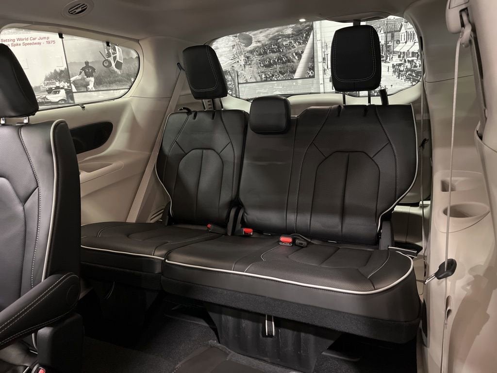 2024 Chrysler Pacifica Limited