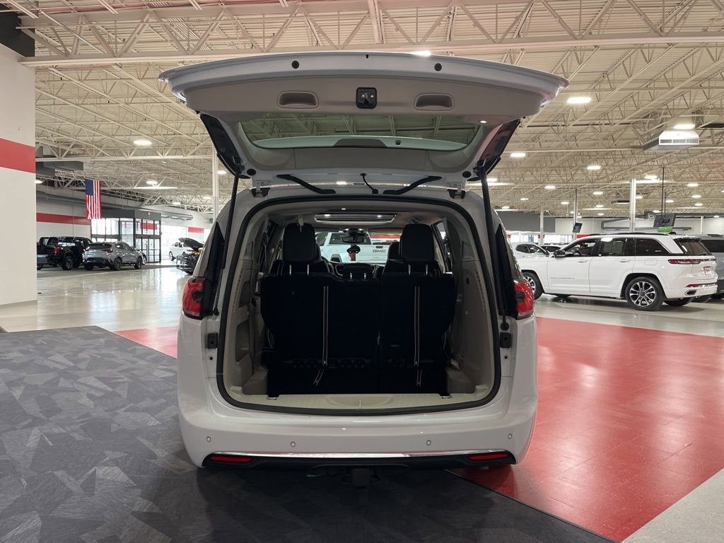 2024 Chrysler Pacifica Limited