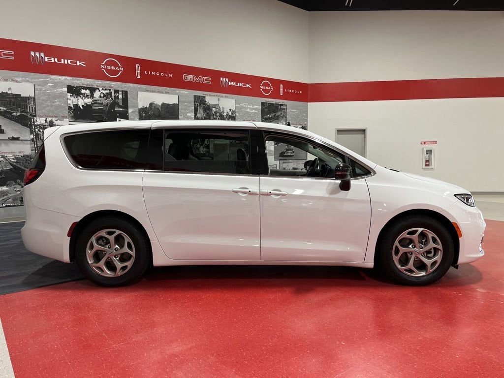 2024 Chrysler Pacifica Limited