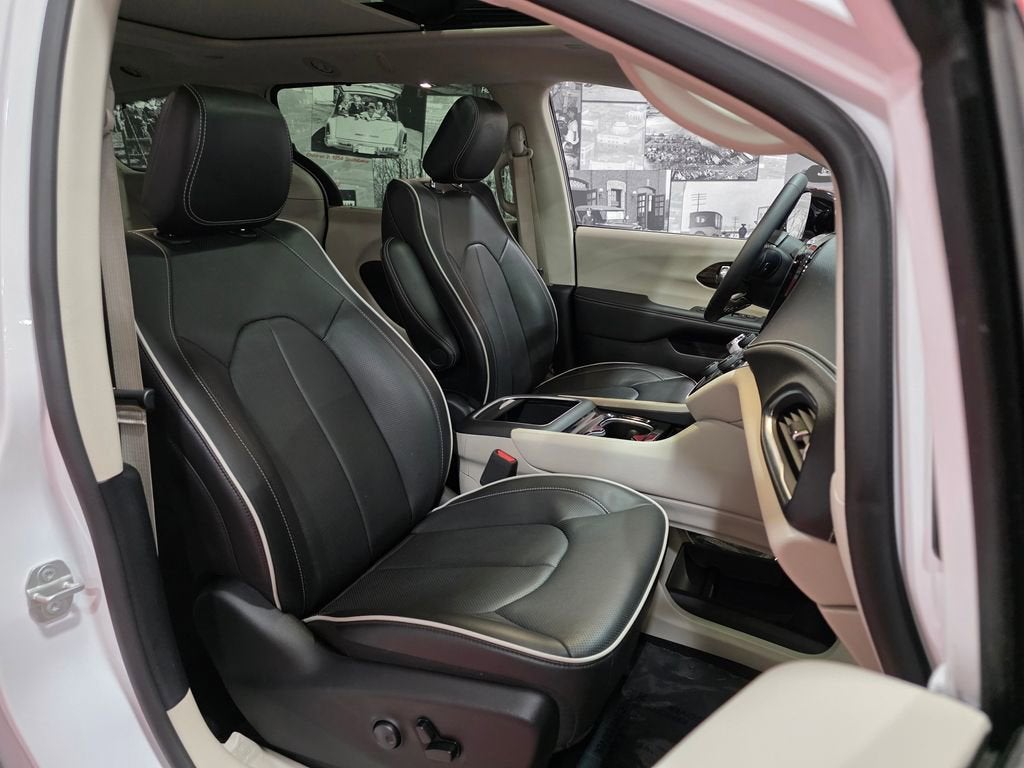 2024 Chrysler Pacifica Limited